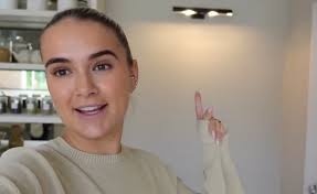 Molly-Mae Hague's brand new house with Tommy Fury as she shows off stunning  kitchen and hallway