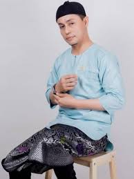 Ilham dan rekaan ustaz sendiri. Biodata Dan Latar Belakang Pendakwah Pu Azman Iluminasi