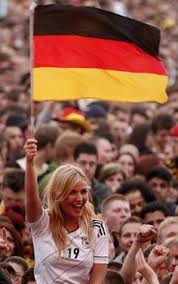 Fussball fanartikel aus dem fussball fanshop 24. 170 Deutscher Fussballfan Ideas In 2021 Soccer Fans Hot Football Fans Football Girls