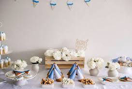 Throwing a baby shower means a new little life is on the way! Blue And Brown Baby Shower Decorations