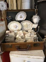 Pin By Dana Henderson On Vintage Junktion Warner Robins Ga Repurposed Furniture Decor Furniture