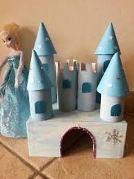 Papierburg, burg aus klopapierrollen, wie man eine burg baut, burg basteln. Frozen Rotoli Carta Castello Carta Castello Frozen Rotoli Kids Christmas Crafts Easy Grandma Crafts Animal Crafts For Kids