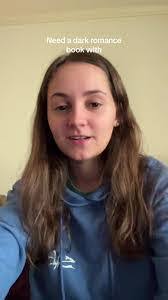 Elise Hatfield's Instagram, Twitter & Facebook