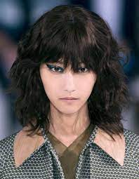 We did not find results for: Coiffure Rock Pour Cheveux Mi Longs Tendance Nos Idees De Coiffures Rock A Piquer Aux Podiums Elle