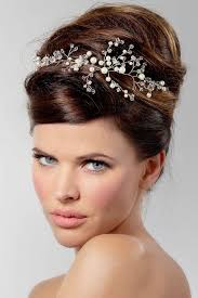 Brautfrisur mit schleier romantische hochsteckfrisur. Diademe Krone Happy Bride De We Love Happy Brides Verkauf Vermietung