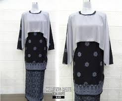 Pada bagian tersebut, baju kurung memiliki potongan anda bisa memillih warna, seperti hitam, putih, cokelat, biru, denim, dan khaki. Baju Kurung Moden Eksklusif Ratu Black Saeeda Collections