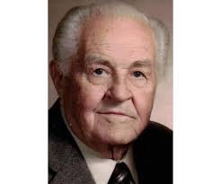 Kenneth Huizenga Obituary (1927