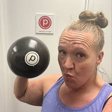 Carrie Waters (@dont.lickthespoon) • Instagram photos and videos