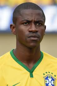 Brazil v Mexico team news: Chelsea's Ramires comes in for Hulk