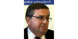 Palais-Bourbon André Schneider chiffonné ?