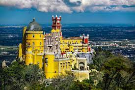 Long established as the cosmopolitan holiday destination of the rich and famous on the portuguese riviera, estoril has an elegance more commonly attributed . Cascais Estoril Sintra Erasmus Blog Cascais Portugal