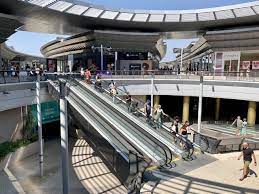 110 boutiques, 13 espaces de restauration, cinéma & bowling. Montpellier Covid 19 Odysseum Peut Finalement Rouvrir Metropolitain