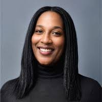 Amanda Tibbets's Instagram, Twitter & Facebook