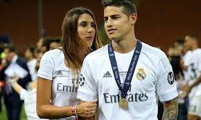 The venezuelan model, 32, is dating everton's colombian midfielder james rodriguez, 29. Bad News From James Rodriguez