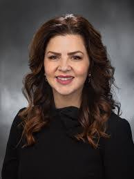 Kelly Chambers's Instagram, Twitter & Facebook