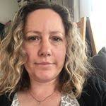 Kerri Aitchison's Instagram, Twitter & Facebook