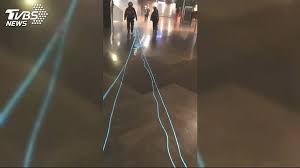 美日联合声明表示，美国总统 拜登 与日本首相 菅义伟 启动了美日 气候 伙伴关系；美日两国承诺在2030年之前采取决定性的气候行动，并在2050年实现温室气. ç¾©å¼é¤å»³èµ·ç«äº¬ç«™ç™¾è²¨ç«„æ¿ƒç…™å¤šäººæ'¤é›¢ Tvbsæ–°èžç¶²