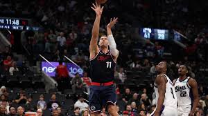 Clippers Rule Out Five Players on Injury Report for Lakers Game