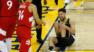Klay thompson's 21.3 possessions per game is the second highest of any wing, but his 0.971 ppp ranks just ninth overall, though that's weighed down heavily by his low percentage of transition. Splash Brother Thompson Erleidet Kreuzbandriss Basketball Kicker