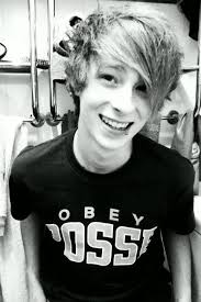 Jordan Weekes (@JoRdAnWEEKES44)