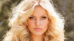 Tessa Davidson's Instagram, Twitter & Facebook