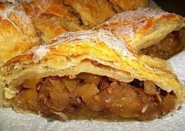 рецепт штруделя с яблоками и корицей из слоеного теста Yablochnyj Shtrudel Dlya Prigotovleniya Yablochnogo Shtrudelya Vam Potrebuetsya Yablochnyj Shtrudel Eda Legkie Recepty