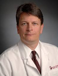 Reduction of motion artifacts occurring at the lung/diaphragm interface  using 4D-CT attenuation correction