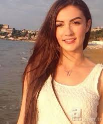 Ali Atay ile evlenen Hazal Kaya böyle görüntülendi!