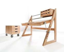 Kinderbetten in vielen varianten, schränke für das kinderzimmer, kommoden für kinderwäsche, regale zum verstauen von spielzeug, sitzgruppen. Haba Anderson Schreibtisch Buche Natur Im Wallenfels Onlineshop Mobeldesign Haus Deko Schreibtisch Buche