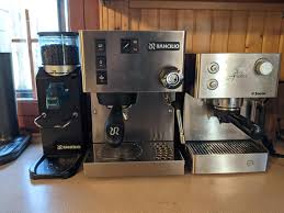 Smeg coffee machine vs delonghi dedica ec680 vs ec685m vs ec680m. Delonghi Dedica Review Reddit