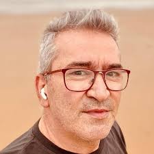 Dejan una cuenta en la mesa y al rato cuando vuelve el camarero para  cobrarla, resulta que hacen un simpa y dejan detrás del ticket este  mensaje, un poco de empatía, respeto