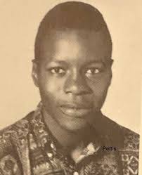 Essie Mitchell's Instagram, Twitter & Facebook