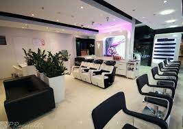 Pin By Gamma Bross On Beauty Salon Gallery Salon Interior Design Salon Design Beauty Room