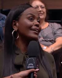 She's dating a guy YOUNGER THAN HER KIDS!