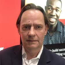 Ethics and social responsibility in the professions