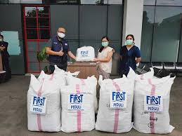 Jadwal bioskop csb xxi hari ini. First Media Donasi 4 500 Alat Pelindung Diri