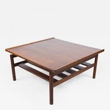 Choosing the best coffee table may pose a challenge with all the different options available out there for all types of tables. Glenn Of California Floating Two Tier Walnut Coffee Table