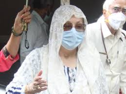 In this article if you eat a healthy diet and go to yoga, it's. Dilip Kumar S Demise Added To Saira Banu S Health Struggle Dharmendra Reveals She Wasn T Well Since 4 Days Pinkvilla