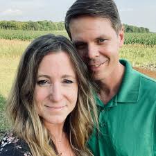 Where to get last minute hair and makeup done for engagement photos?