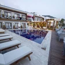 Bu otel, karia port alisveris merkezi'a 3,9 km uzaklıkta yer alır. Hotel Titanic Deluxe Bodrum Bodrum Trivago De