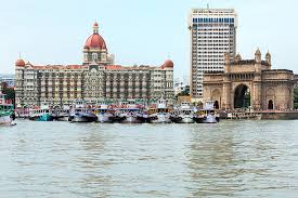 Taj Mahal Hotel And Gateway Of India ...