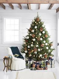 Everything You Need For A Naturally Elegant Christmas Cool Christmas Trees Elegant Christmas Trees Elegant Christmas Tree Decorations