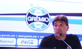 Karierę piłkarską renato gaúcho rozpoczął w juniorskich zespołach clube esportivo de bento gonçalves w 1979 roku. Apos Queda Na Libertadores Renato Gaucho Deixa Comando Do Gremio