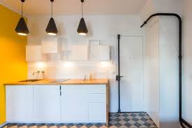 Des Tuyaux Apparents Pour Un Apport Graphique Cuisine Minimaliste Inspiration Ikea Minimaliste