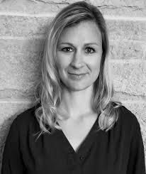 Anne Deedrick's Instagram, Twitter & Facebook