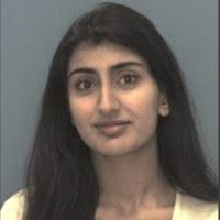 Nida Khan's Instagram, Twitter & Facebook