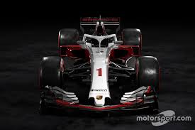 Ins auge sticht zudem der türkisfarbene kopfschutz von daniel ricciardo. Mercedes Would Welcome Porsche To F1 Sandpit In 2021