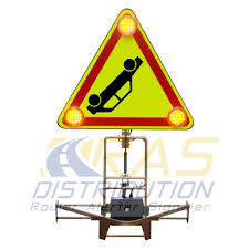 Triangle De Signalisation Triflash Led A Deploiement Rapide