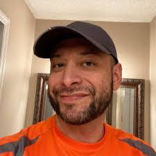 Daniel Fettig's Instagram, Twitter & Facebook