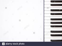 Klicke auf notennamen ausblenden über der klaviertastatur, um die notennamen auszublenden. Black White Piano Template Stockfotos Und Bilder Kaufen Alamy